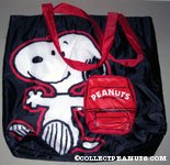 Snoopy with Doghouse pouch Foldable Tote Bag