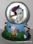 Peanuts Gang baseball Snowglobe