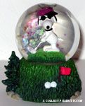 Snoopy golfing Snowglobe