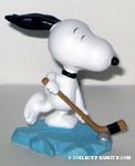 Snoopy playing hockey Figurine