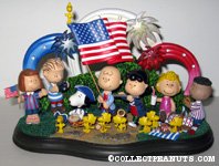 Peanuts Gang independence day scene Figurine
