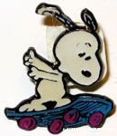 Snoopy skateboarding Pin