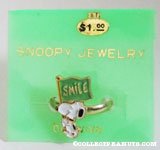 Snoopy holding 'Smile' sign Ring