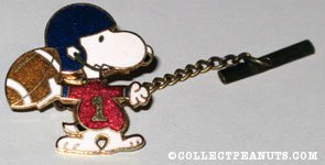 Snoopy Football player Tie Tack