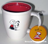 Charlie Brown hugging Snoopy 'Life doesn't get any better than this' Mug