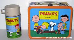 Peanuts Gang gathers around Piano Lunch Box