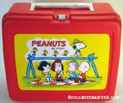 Peanuts gang having picnic with Snoopy & Beaglescouts walking on fence Red Lunch Box
