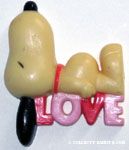 Snoopy laying Magnet