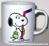 Snoopy Holding Hockey Stick 'Snoopy's  Senior World Hockey Tournament 1985' Mug