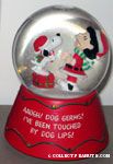 Snoopy kissing Lucy Christmas Snowglobe Musicbox