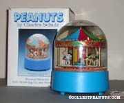 Peanuts Carousel Snowglobe