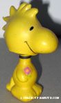 Woodstock holding flower Plastic Nodder