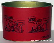 Charlie Brown & Snoopy opening mailbox Letter box - Red 