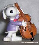 Snoopy playing Bass