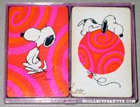 Snoopy dancing & Snoopy on balloon Double-Playing Card Set