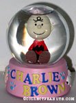 Charlie Brown sitting Snowglobe