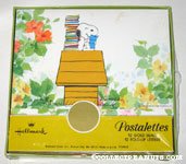 Snoopy on doghouse reading letters Stationery