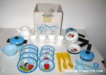 Charlie Brown & Snoopy Play Kitchen Set