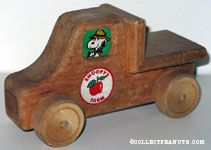 Snoopy's Farm Wooden Truck