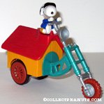 Snoopy Joe Cool Doghouse Chopper Motorcycle
