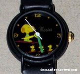 Snoopy and Woodstocks skiing