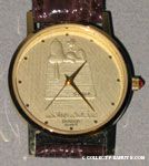 Snoopy & Woodstock on doghouse Gold-tone Watch
