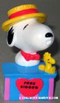 Snoopy kissing booth Valentine's PVC Figurine