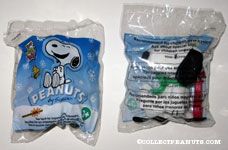 Snoopy wearing scarf Clip/Keychain Toy