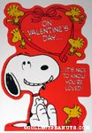Snoopy with Woodstock making heart out of ribbon Valentines Press-out