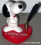 Snoopy standing on heart 'I Love You' Pen Holder