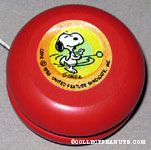 Snoopy with yo-yo Yo-Yo