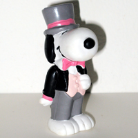 Click to view the Groom Snoopy Figurine