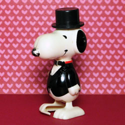 Click to view Snoopy Wind-up Walkers