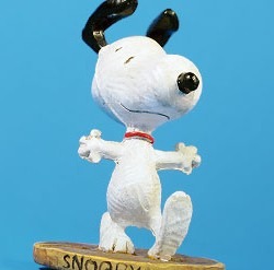 Dark Horse - CollectPeanuts.com