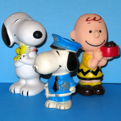 Click to view the Snoopy Squeaky Toys