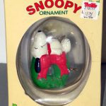 Snoopy on Wreath Ornament