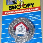 Snoopy Combination Lock & Chain – Silver Glitter