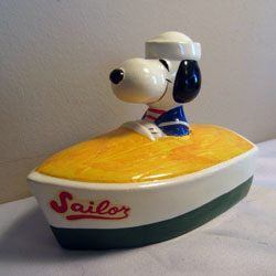 Snoopy Papier-Mache Bank - Snoopy in a Boat Papier-Mache Bank