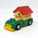 Snoopy Doghouse Car