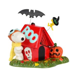 Snoopy Department 56 Figurine