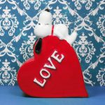 Snoopy laying on heart "Love" Planter