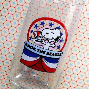 Snoopy "Back the Beagle" Presidential Election Glass