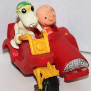 Charlie Brown and Snoopy Sidecar by Aviva