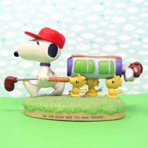Click to view Snoopy Golfing Collectibles