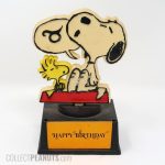 Snoopy and Woodstock singing 'Happy Birthday' Trophy