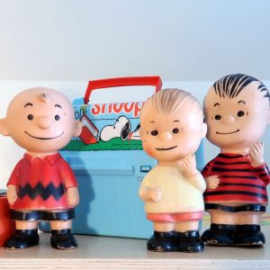 What are Peanuts Hungerford Dolls?