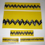 Charlie Brown Zigzag shelf wrap