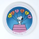 Snoopy 1988 Mother's Day Plate