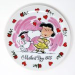 Lucy & Snoopy 1975 Mother's Day Plate