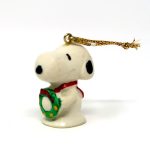 Snoopy holding wreath Miniature Enchantments Ornament